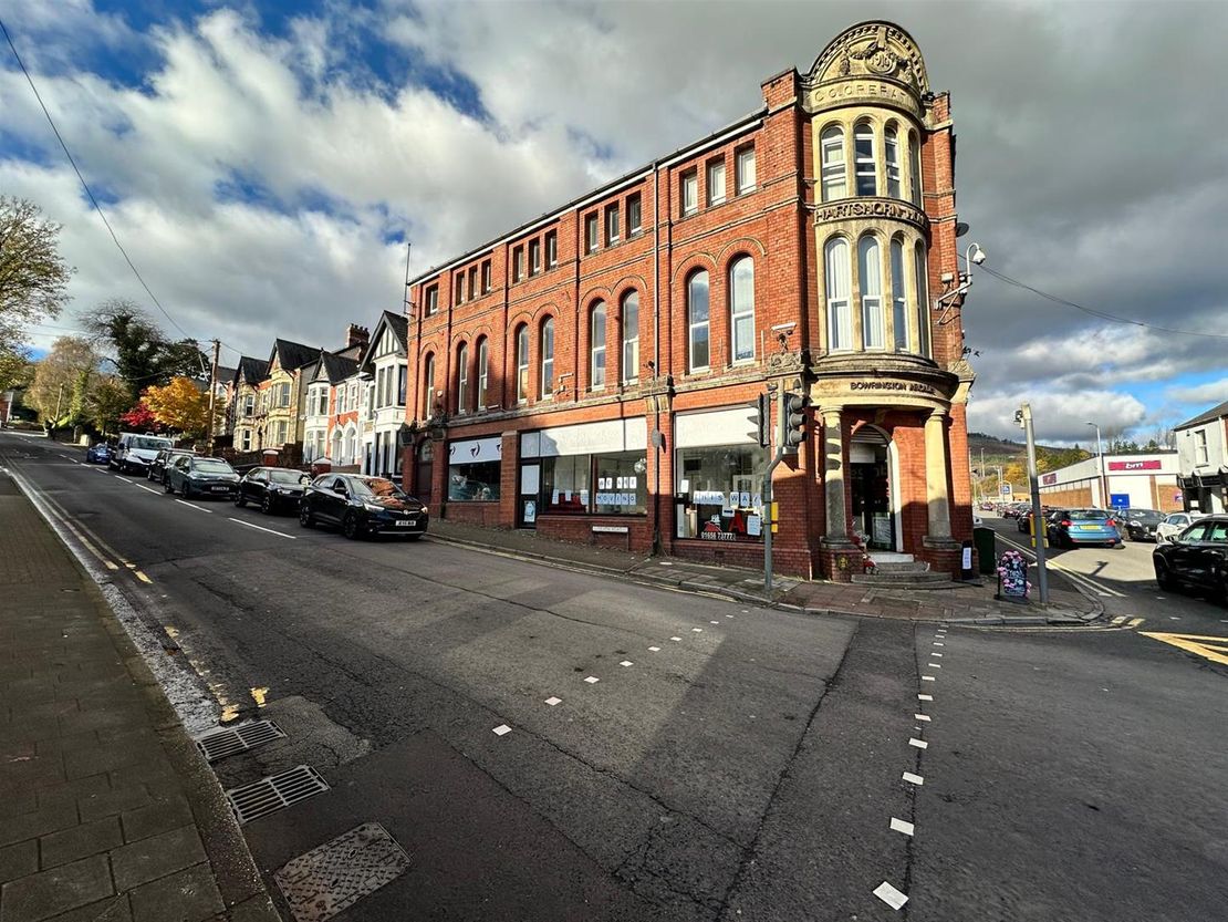 Neath Road, Maesteg