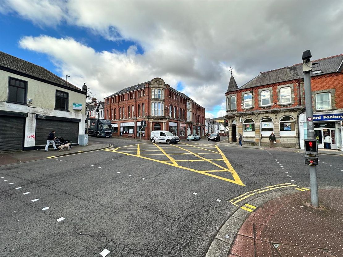 Neath Road, Maesteg