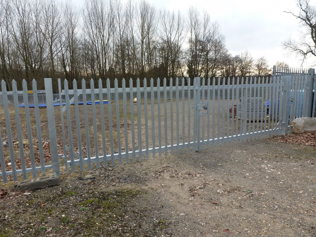 Storage Compound B, Forstal Farm Business Park, Goudhurst Road, Lamberhurst, Tunbridge Wells, TN3 8AG