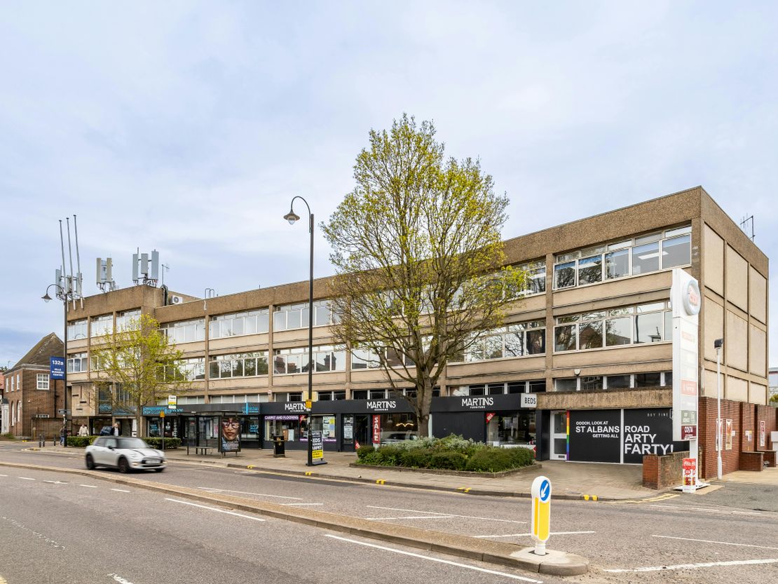 Hille House, 132 St. Albans Road, Watford, WD24 4AE