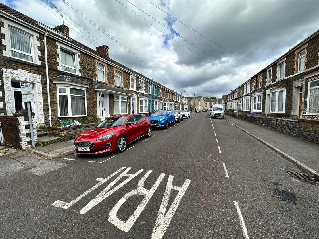 Arthur Street, Neath