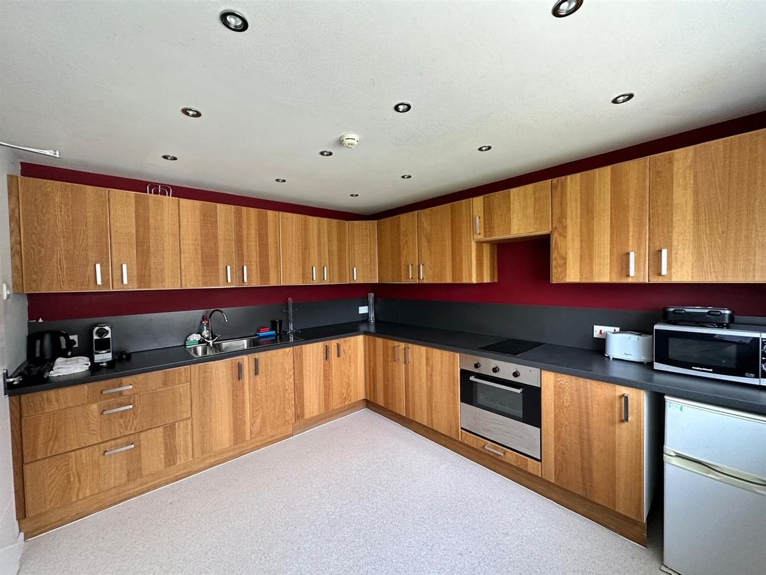 Arthur Street, Neath