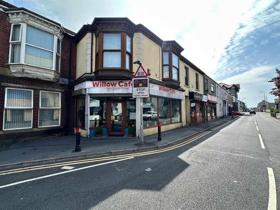 Station Road, Llanelli