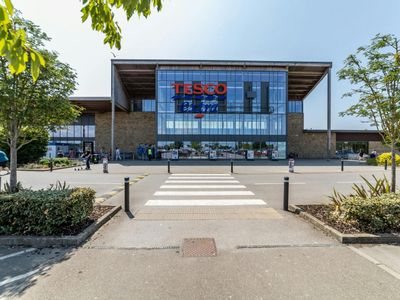 Property Image for Former Dobbies Garden  Centre, Campbells Meadow, Hardwick Road, King's Lynn, PE30 4WQ