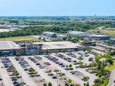 Property Image for Former Dobbies Garden  Centre, Campbells Meadow, Hardwick Road, King's Lynn, PE30 4WQ
