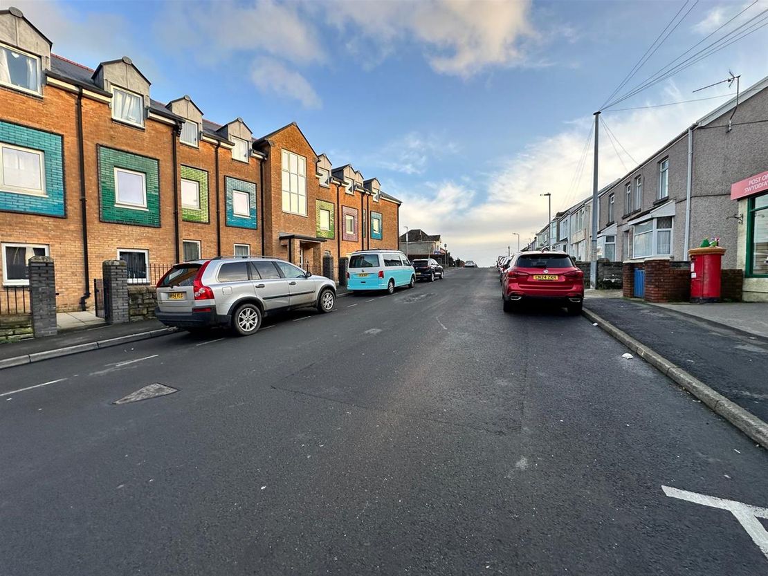 Carnglas Road, Sketty, Swansea