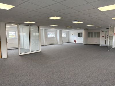 Property Image for 5 Crescent House, Yonge Close, Eastleigh, Hampshire, SO50 9SX