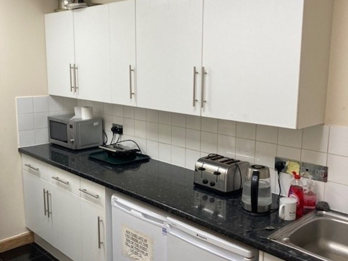 Ground Floor Unit 8 Oak Trees Business Park, Orbital Park, Ashford, Kent, TN24 0SY