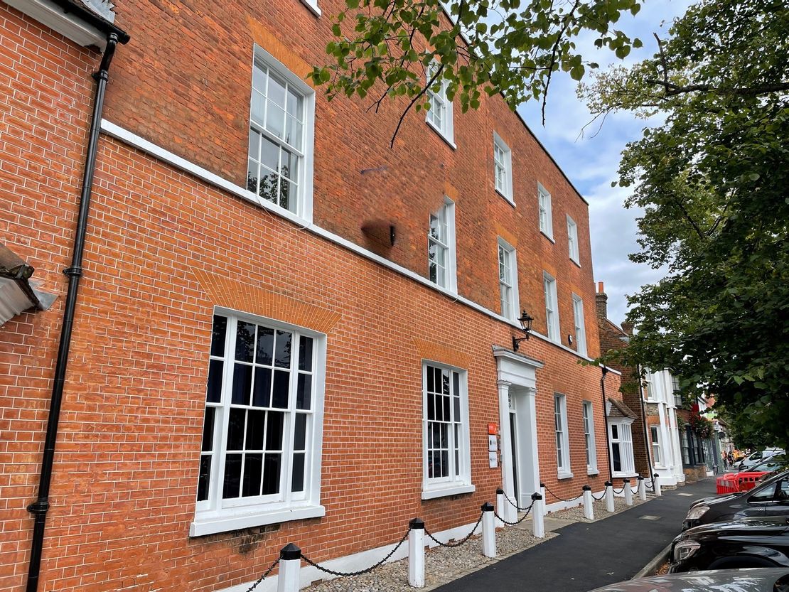Canon House, London End, Beaconsfield, Buckinghamshire, HP9 2HN