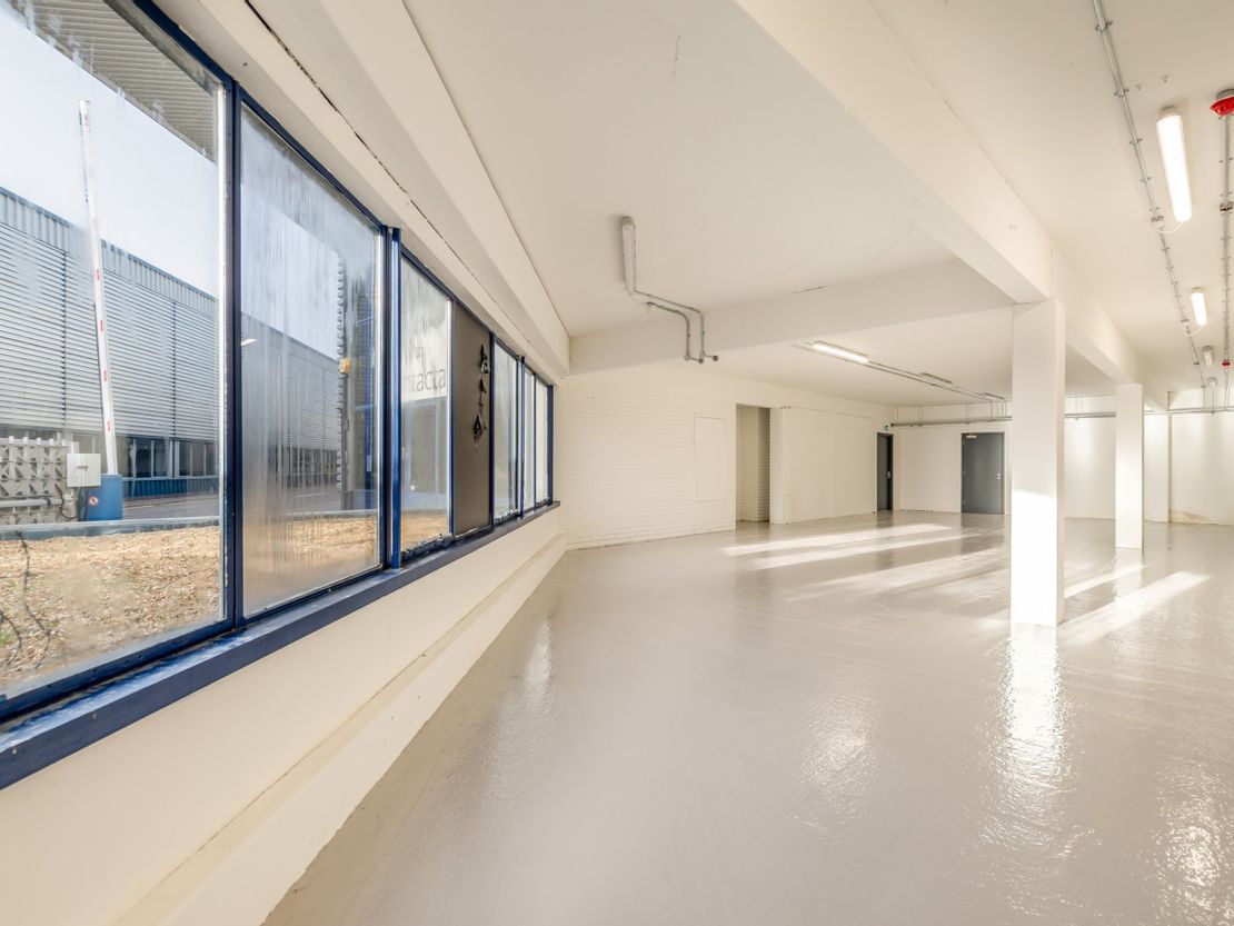 Dana Trading Estate, Transfesa Road, Paddock Wood, Tonbridge, Kent, TN12 6UT