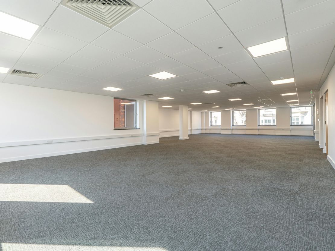93-94 Queens Road, Brighton, BN1 3XE