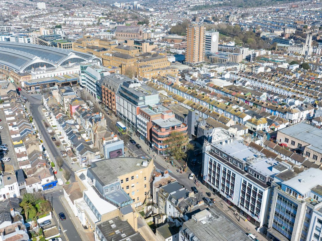 93-94 Queens Road, Brighton, BN1 3XE