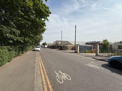 Property Image for 20 Bull Lane, Edmonton, Greater London, N18 1RA
