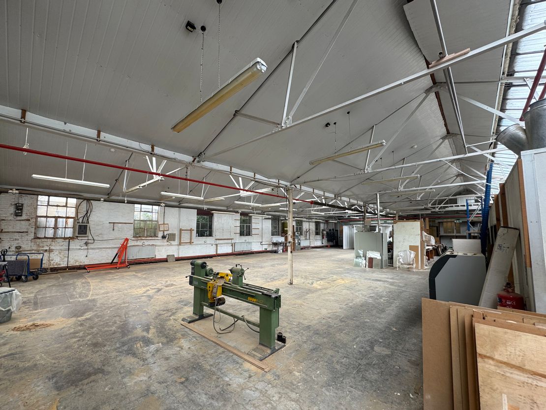 20 Bull Lane, Edmonton, Greater London, N18 1RA
