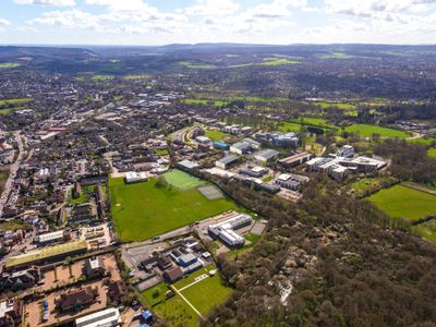 Property Image for Unit 10 Victory Park, Cleeve Road, Leatherhead, South East, KT22 7NH