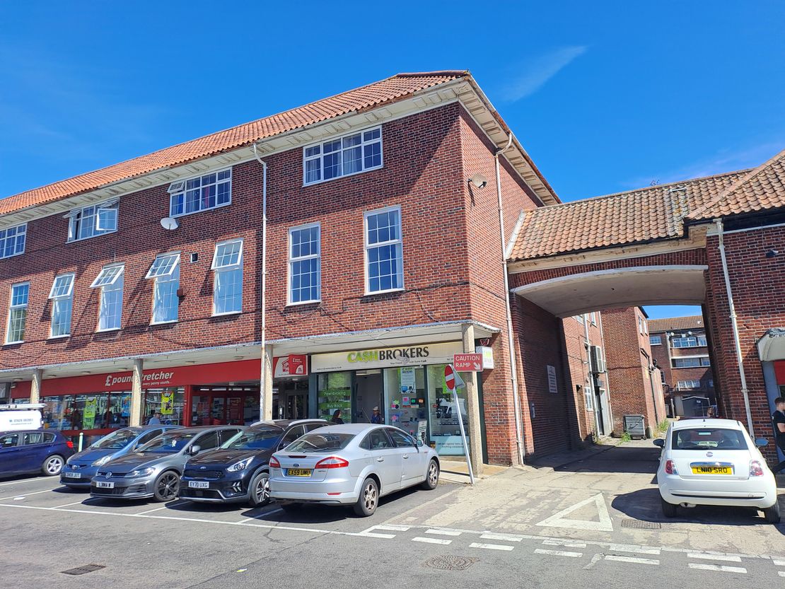 8a Church Road, Welwyn Garden City, Hertfordshire, AL8 6PS