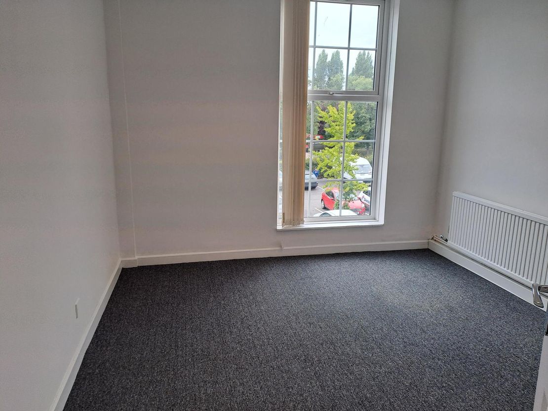 8a Church Road, Welwyn Garden City, Hertfordshire, AL8 6PS