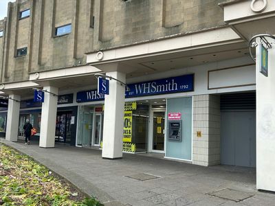 Property Image for 5 Harpur Centre, Bedford, MK40 1TJ