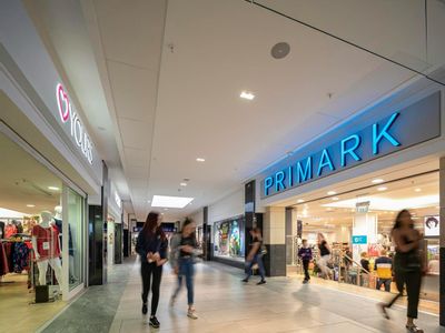 Property Image for 5 Harpur Centre, Bedford, MK40 1TJ