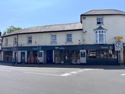 Property Image for 2 Bridge Street, Fordingbridge, Hampshire, SP6 1AH
