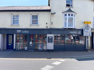 Property Image for 2 Bridge Street, Fordingbridge, Hampshire, SP6 1AH