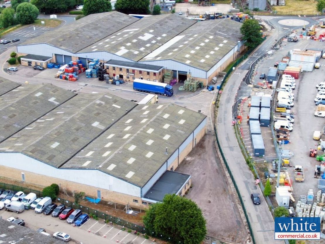 6 Riverside, Tramway Industrial Estate, Banbury, OX16 5TU