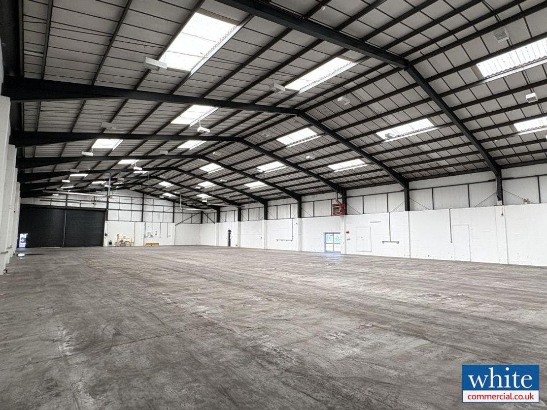 6 Riverside, Tramway Industrial Estate, Banbury, OX16 5TU