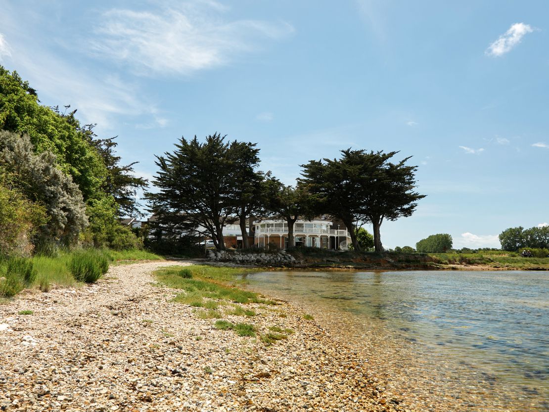 The Langstone Quays Resort, Northney Road, Hayling Island, Hampshire, PO11 0NQ