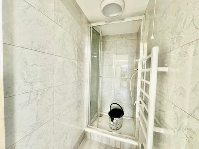 Property Image for 2-4 Park Street, Luton, Bedfordshire, LU1 3EP