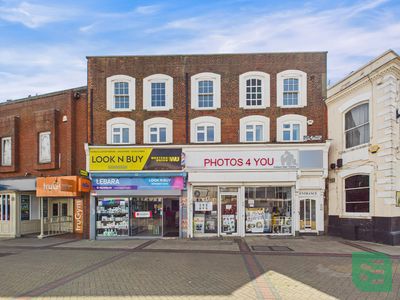 Property Image for 2-4 Park Street, Luton, Bedfordshire, LU1 3EP