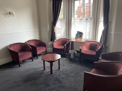 Property Image for Grange Moor Hotel, 4-8 St. Michaels Road, Maidstone, Kent, ME16 8BS