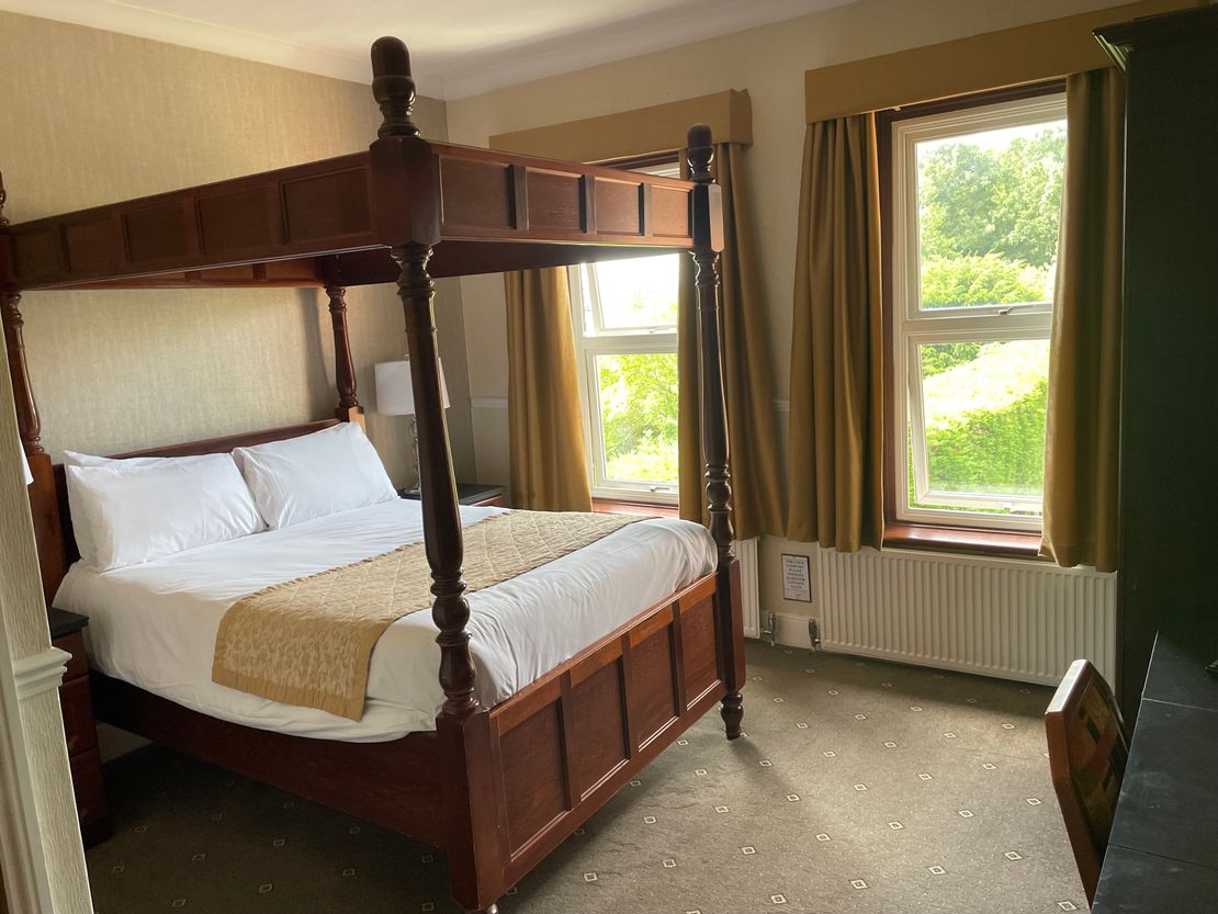 Grange Moor Hotel, 4-8 St. Michaels Road, Maidstone, Kent, ME16 8BS