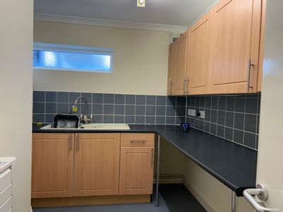 Property Image for 127 Station Road, Rainham, Gillingham, Kent, ME8 7SP