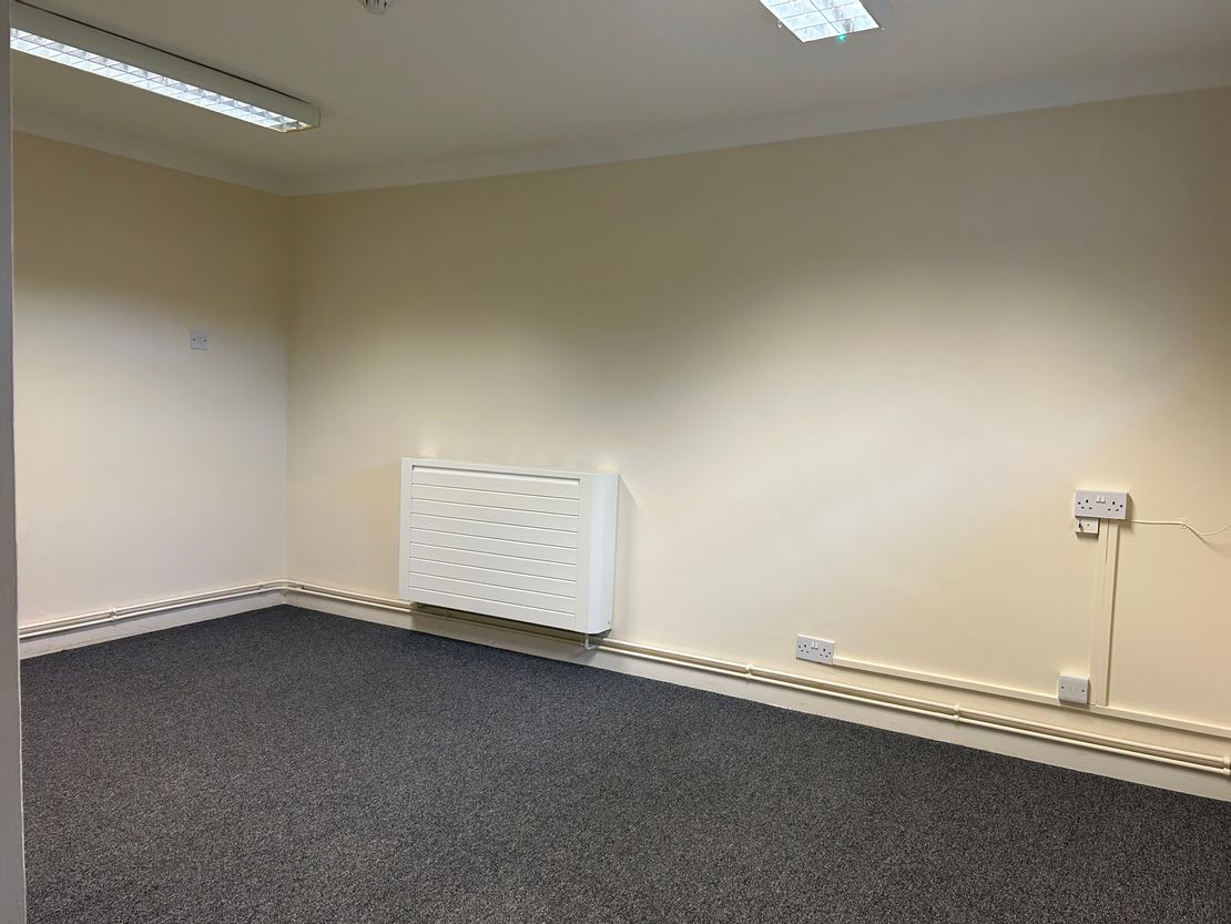 127 Station Road, Rainham, Gillingham, Kent, ME8 7SP