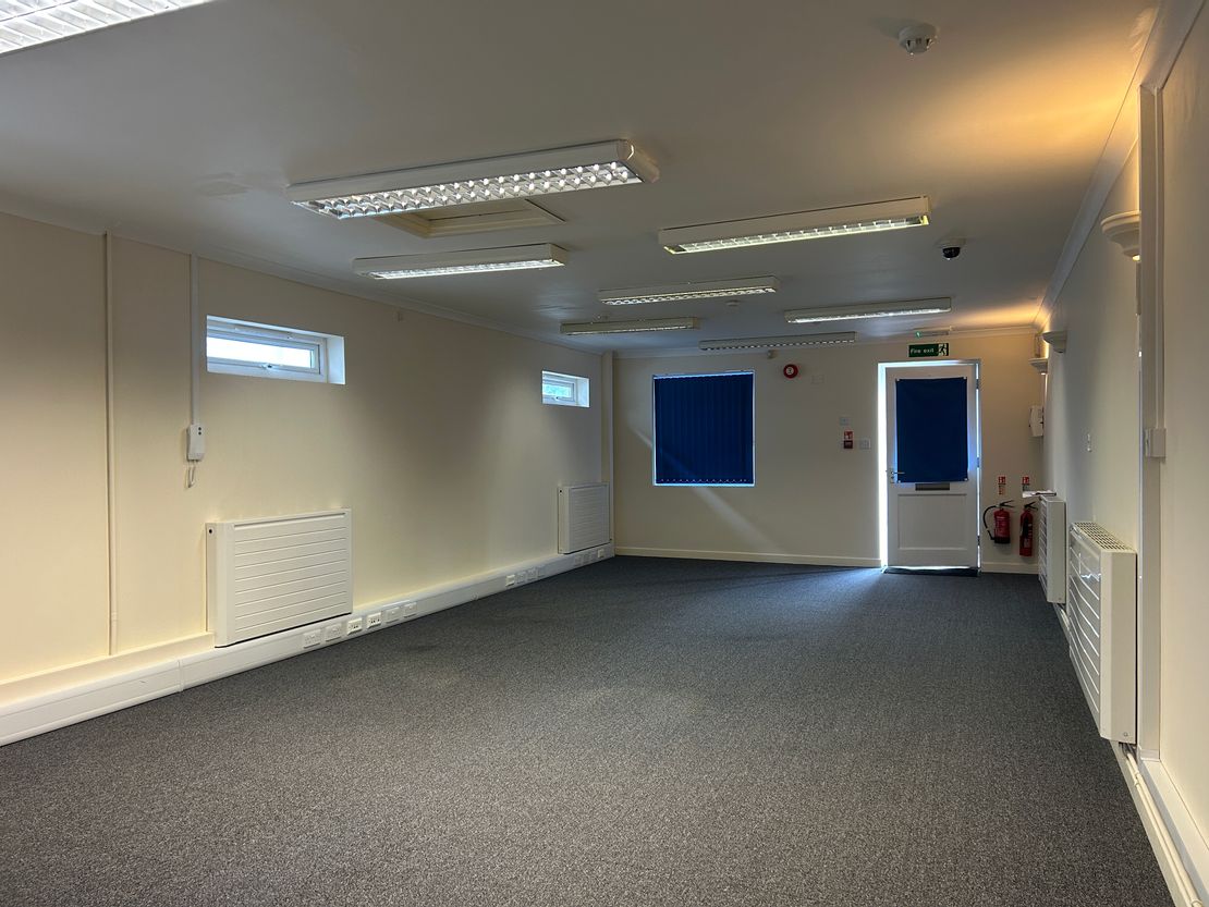 127 Station Road, Rainham, Gillingham, Kent, ME8 7SP