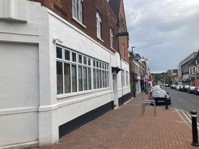 Property Image for Cambridge Court, 121 London Road, Camberley, GU15 3JY