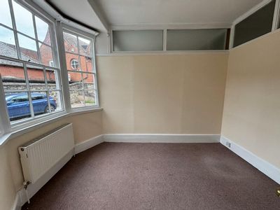 Property Image for 90 High Street, Newmarket, CB8 8FE