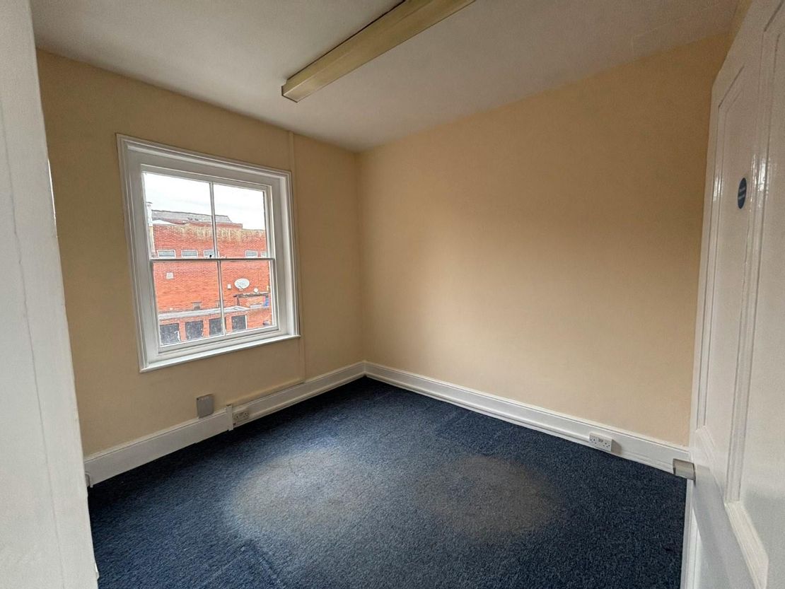 90 High Street, Newmarket, CB8 8FE