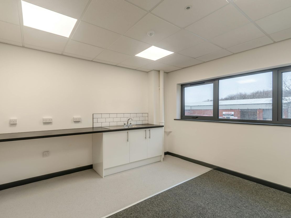 Units 4 & 5 Revie Road Industrial Estate, Leeds, LS11 8JG