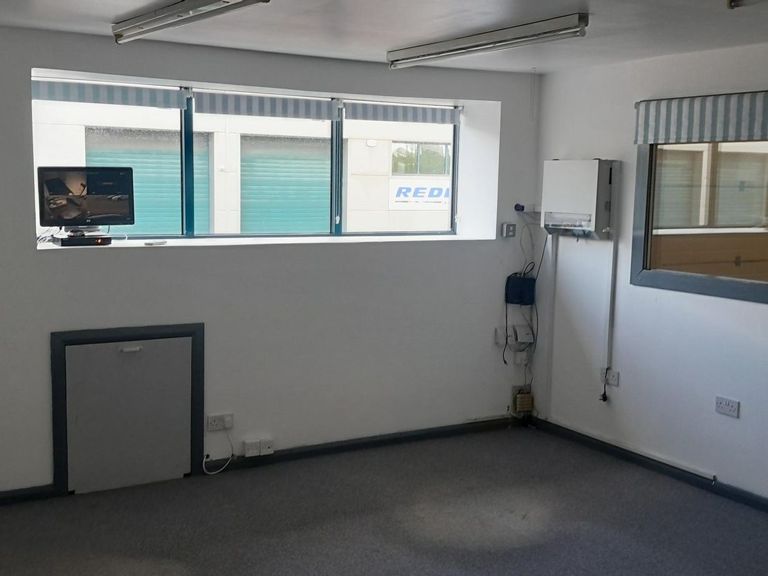Unit 5 Oak Trees Business Park, The Courtyard, Orbital Park, Sevington, Ashford, Kent, TN24 0SY