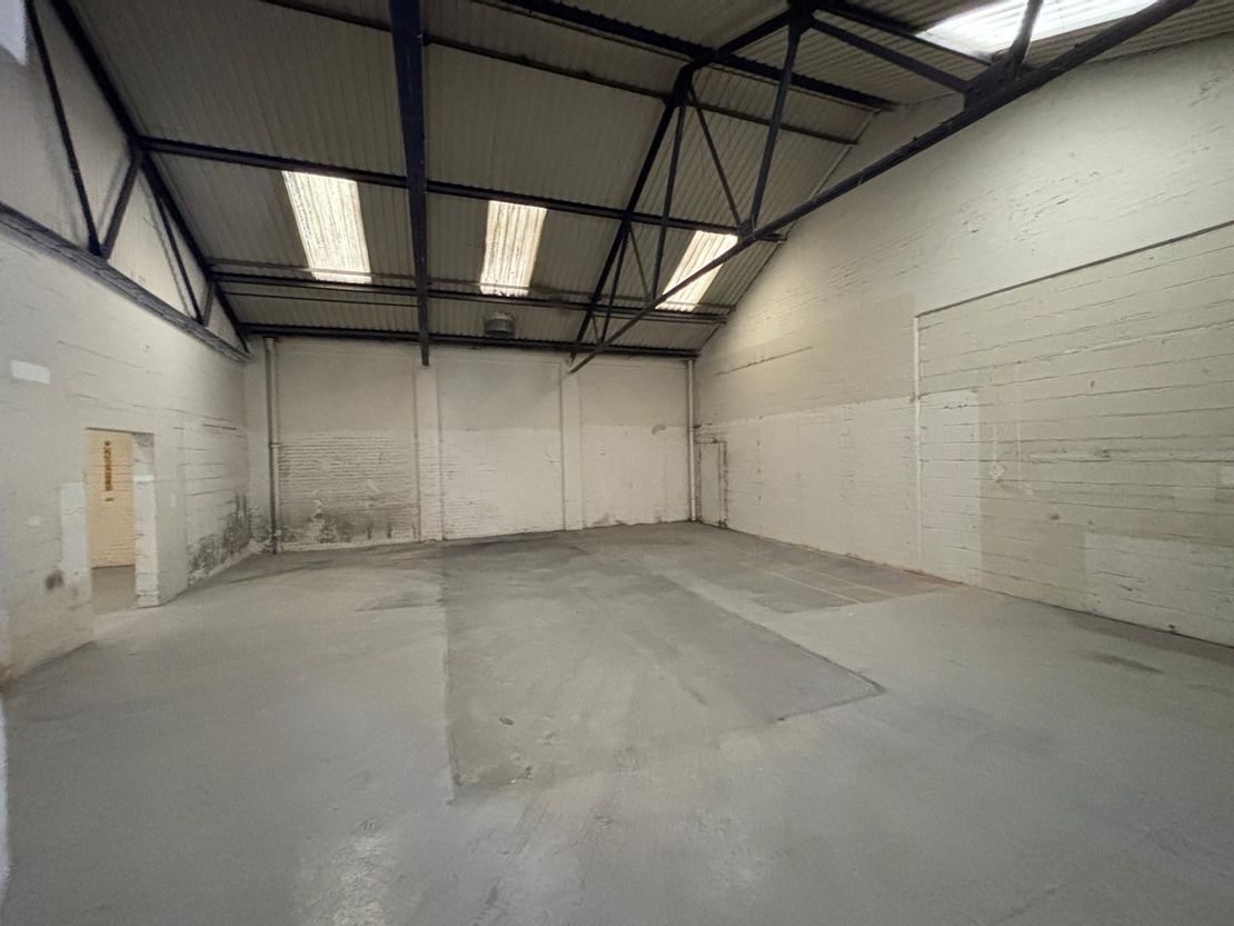 Unit 4, Stanton Buildings, Stanton Road, Southampton, Hampshire, SO15 4HU