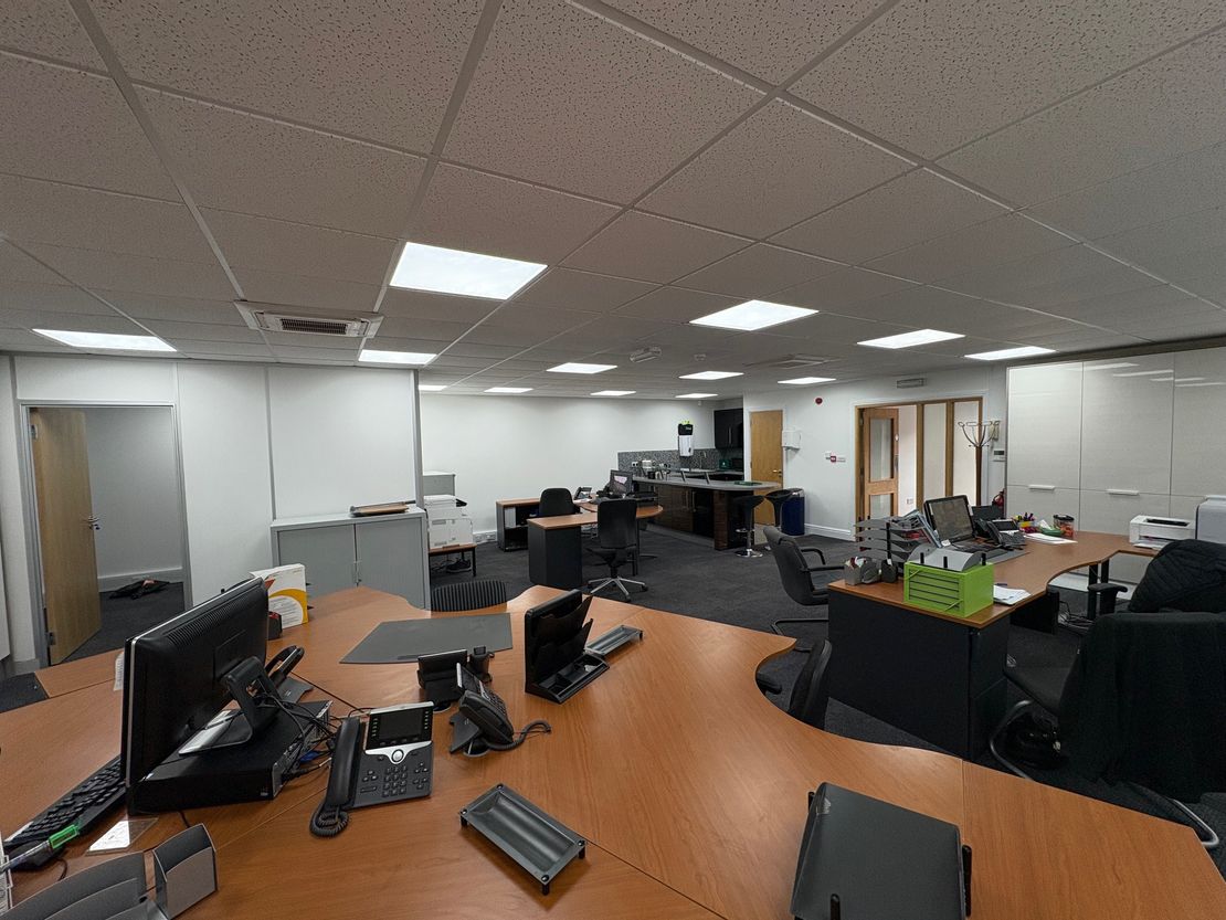 Unit 12 Phoenix Park, Telford Way, Stephenson Industrial Estate, Coalville, Leicestershire, LE67 3HB