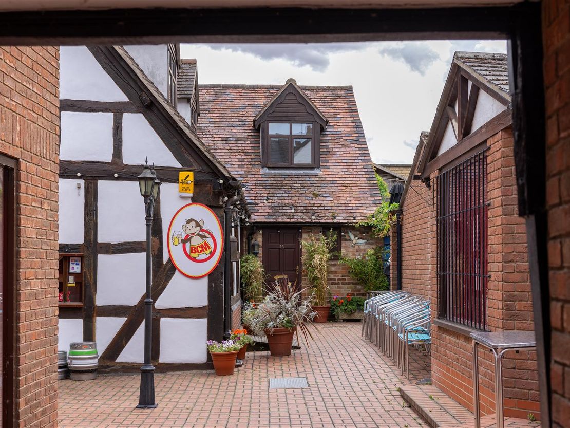 6 & 14, Bridge Court, 64 Bridge Street, Evesham