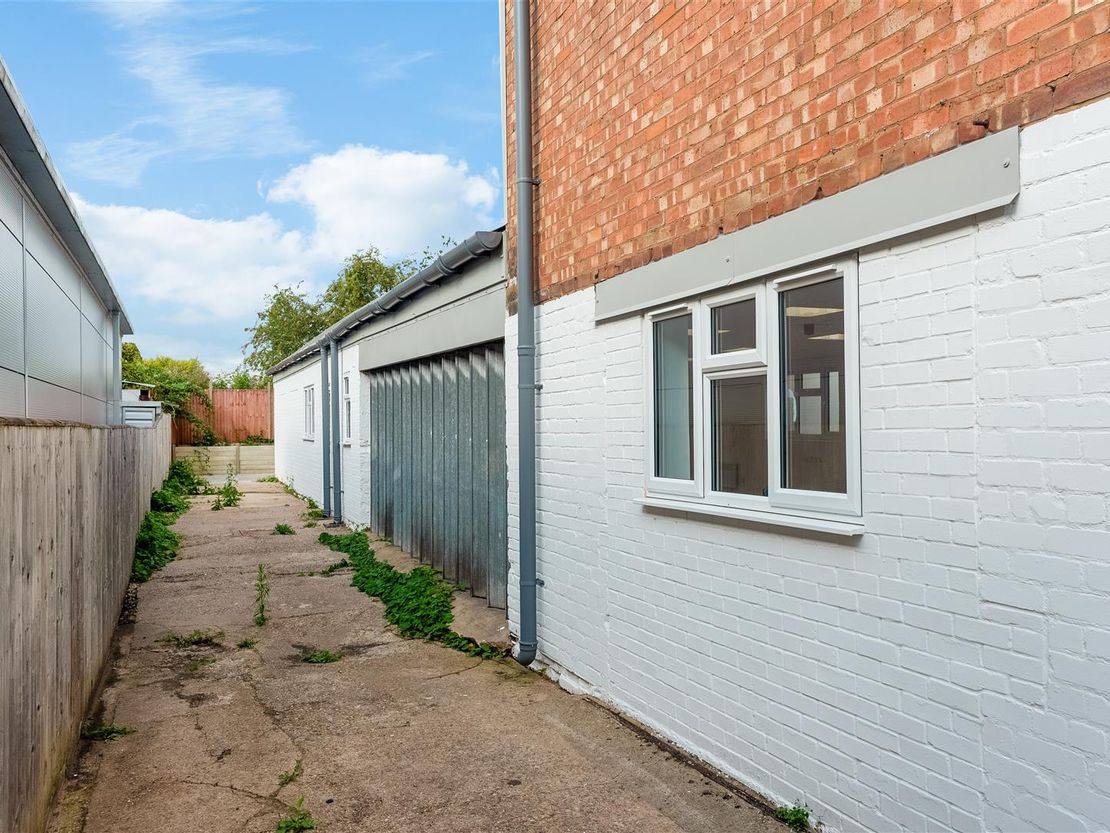 Western Road, Stratford-Upon-Avon CV37 0AH