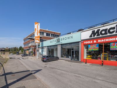 Property Image for Unit 6 The Pelham Centre, Canwick Road, Lincoln, East Midlands, LN5 8HE