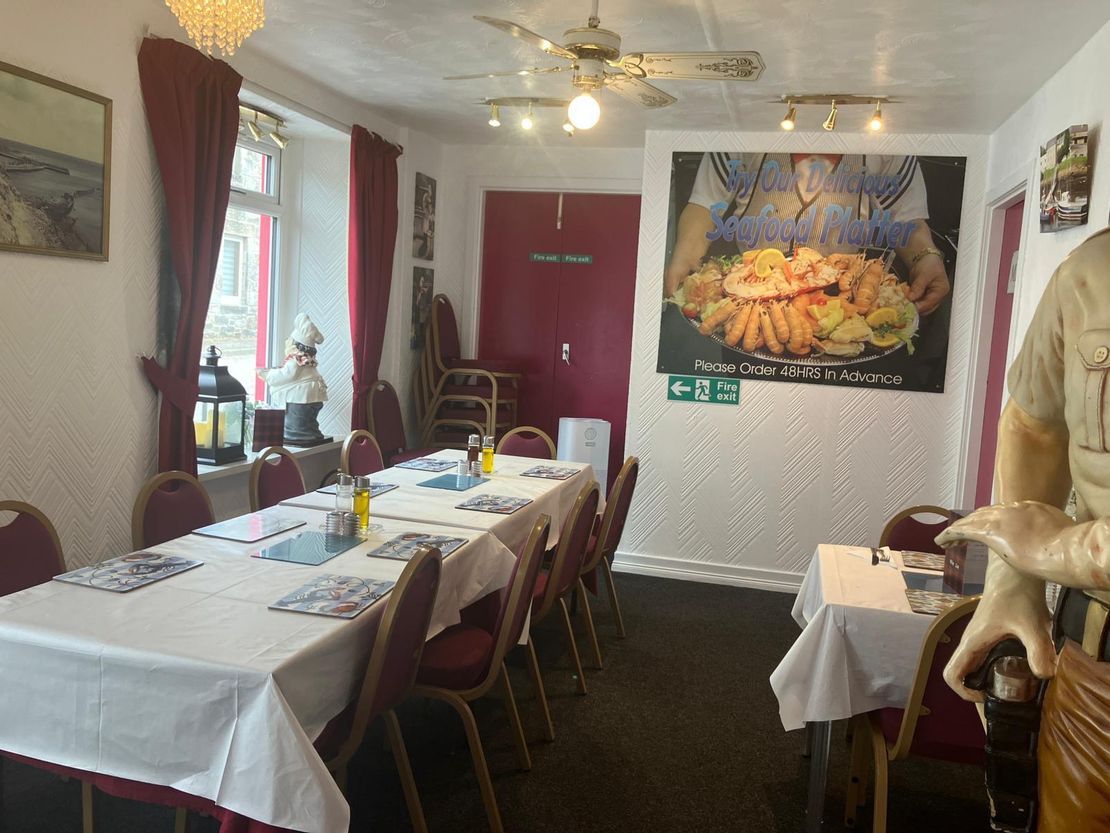 La Mirage, 7 -9 Dunrobin Street, Helmsdale, KW8 6JA