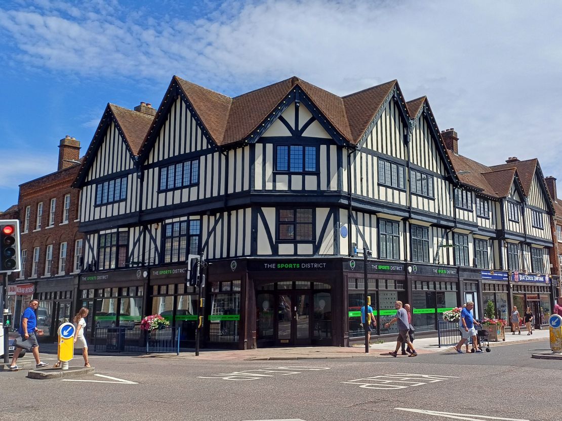 112 Bancroft And 1-2 Hermitage Road, Hitchin, Hertfordshire, SG5 1LT