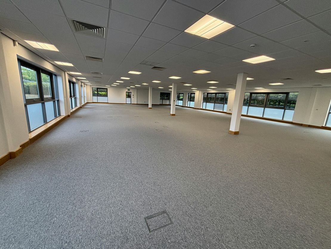 Unit B, Chawley Park, Cumnor Hill, Cumnor, Oxford, OX2 9GG