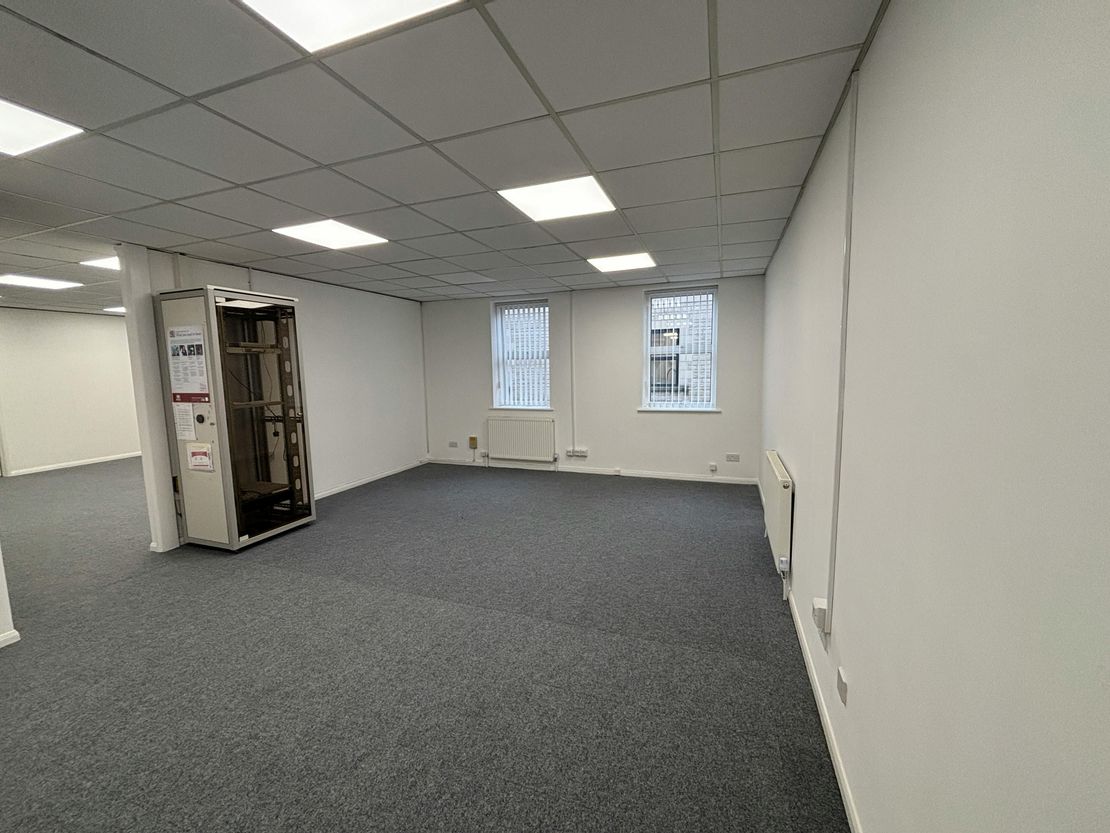 Stirling House, 19-21 High Street, Kidlington, OX5 2DH