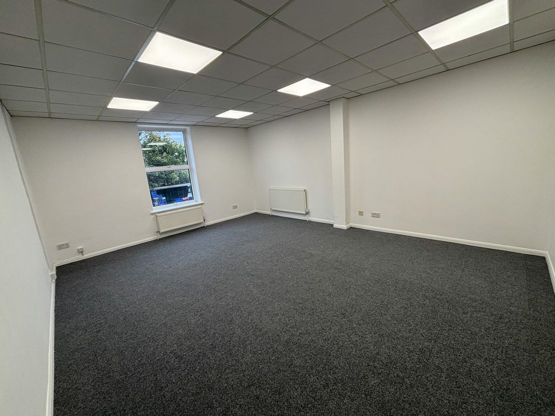 Stirling House, 19-21 High Street, Kidlington, OX5 2DH